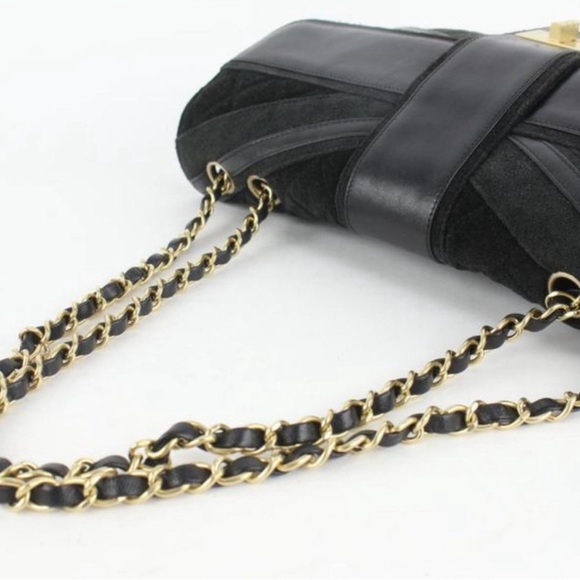 Authentic Chanel Black Suede Reissue Flag Flap - Picture 9 of 12